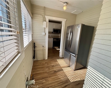 323 W 82nd Street - Photo Thumbnail 16