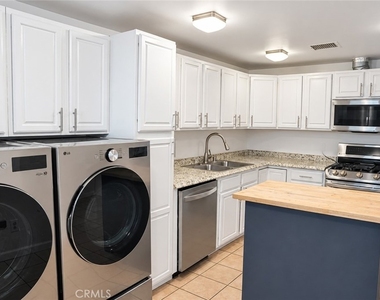 8806 Walnut Street - Photo Thumbnail 6