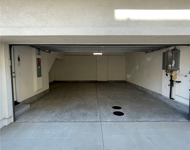 1230 W Bushell - Photo Thumbnail 20