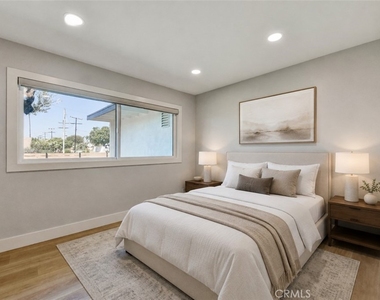 629 S Yorba - Photo Thumbnail 14