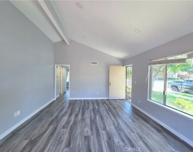 16806 Judy Way - Photo Thumbnail 3