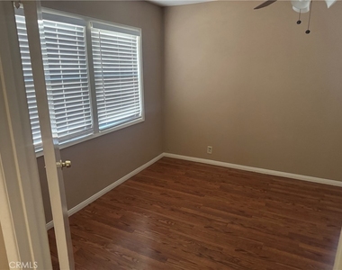 1022 E Erna - Photo Thumbnail 4