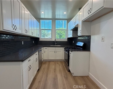 624 Maertin Lane - Photo Thumbnail 6