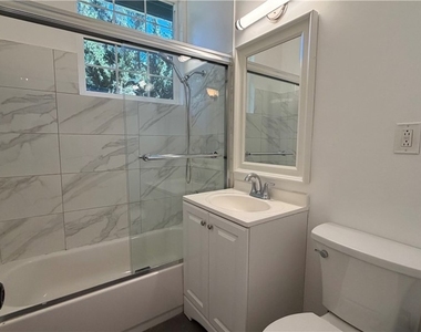624 Maertin Lane - Photo Thumbnail 15
