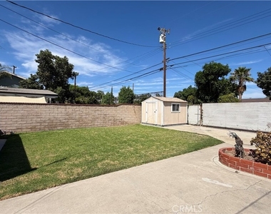 624 Maertin Lane - Photo Thumbnail 17