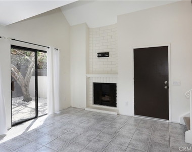 1693 S Heritage - Photo Thumbnail 2
