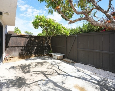 1693 S Heritage - Photo Thumbnail 18