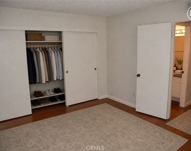 22733 Lakeway - Photo Thumbnail 13