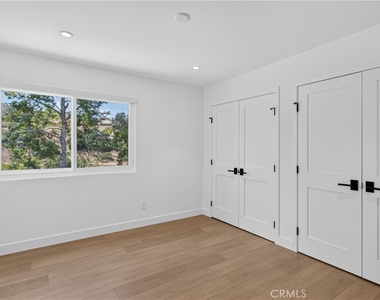2423 Joel Drive - Photo Thumbnail 29