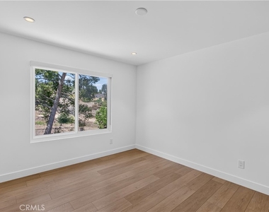 2423 Joel Drive - Photo Thumbnail 32