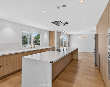 2423 Joel Drive - Photo Thumbnail 18