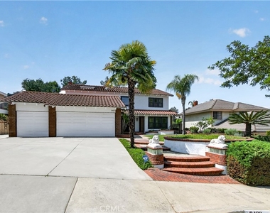 2423 Joel Drive - Photo Thumbnail 2