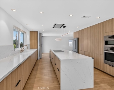 2423 Joel Drive - Photo Thumbnail 16