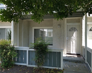 926 W Philadelphia Street - Photo Thumbnail 1