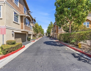 2043 Owens Drive - Photo Thumbnail 17