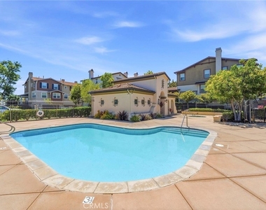 2043 Owens Drive - Photo Thumbnail 10
