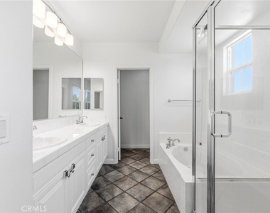 2043 Owens Drive - Photo Thumbnail 12