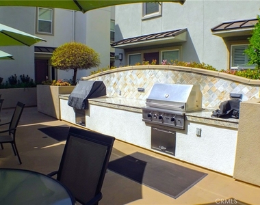 16674 Bellflower Boulevard - Photo Thumbnail 4