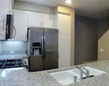 16674 Bellflower Boulevard - Photo Thumbnail 12