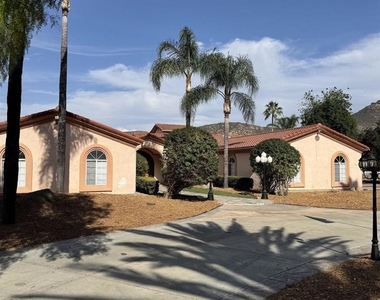1555 Willow Glen Dr. - Photo Thumbnail 1