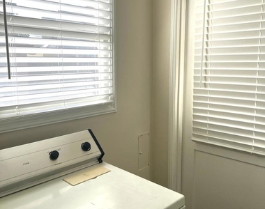 2008 Meridian Avenue - Photo Thumbnail 7