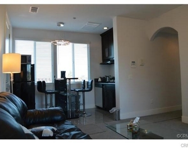 408 Avenida Santa Barbara - Photo Thumbnail 1