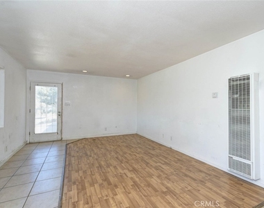 28740 Se Williams Drive - Photo Thumbnail 4