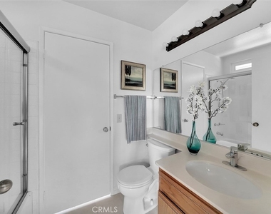 26121 Connemara Court - Photo Thumbnail 21