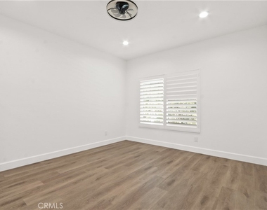 8007 E Goldenrod - Photo Thumbnail 11