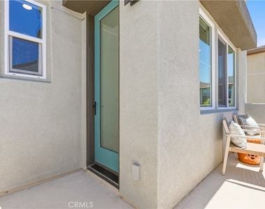 441 Potter Way - Photo Thumbnail 25
