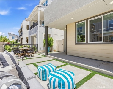 441 Potter Way - Photo Thumbnail 17