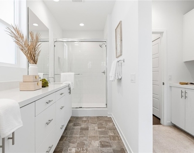 441 Potter Way - Photo Thumbnail 14