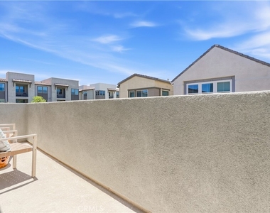 441 Potter Way - Photo Thumbnail 26