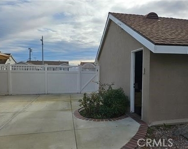 15636 Fada Drive - Photo Thumbnail 32