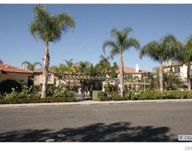 449 Ridgeway - Photo Thumbnail 12