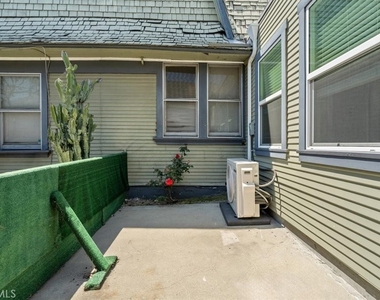 602 Douglas Street - Photo Thumbnail 25
