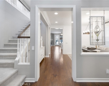 48 Kempton Lane - Photo Thumbnail 3