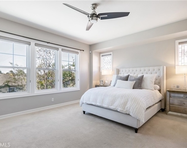 48 Kempton Lane - Photo Thumbnail 14
