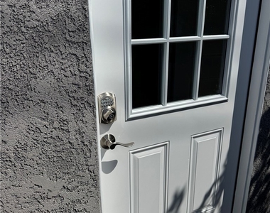 8686 Hastings Cir - Photo Thumbnail 1
