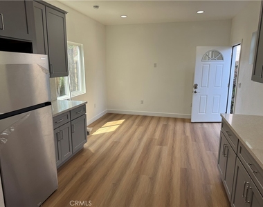 8686 Hastings Cir - Photo Thumbnail 13