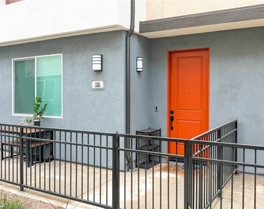 1814 E 1st Street - Photo Thumbnail 9