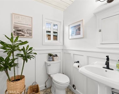 26716 Calle Juanita - Photo Thumbnail 18