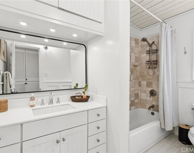 26716 Calle Juanita - Photo Thumbnail 13