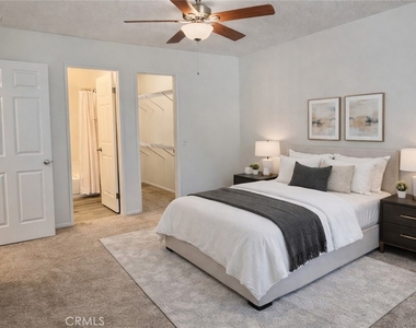 15582 Williams Street - Photo Thumbnail 2