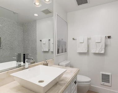 640 W Solana Circle - Photo Thumbnail 27