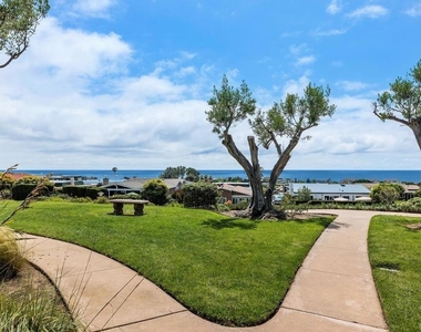 640 W Solana Circle - Photo Thumbnail 24