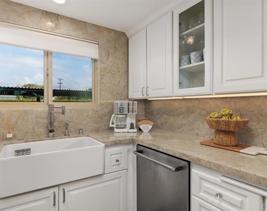 640 W Solana Circle - Photo Thumbnail 6