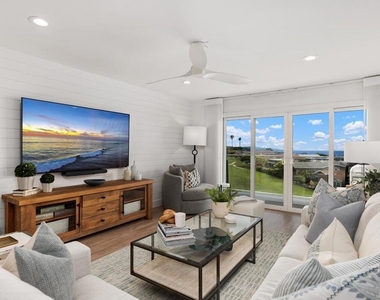 640 W Solana Circle - Photo Thumbnail 2