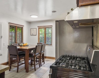 101 Sleeper Avenue - Photo Thumbnail 13