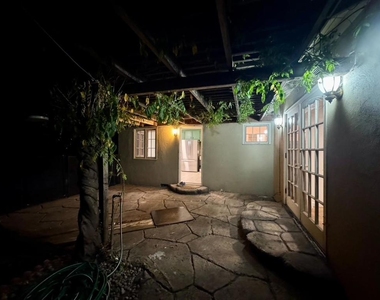 101 Sleeper Avenue - Photo Thumbnail 17